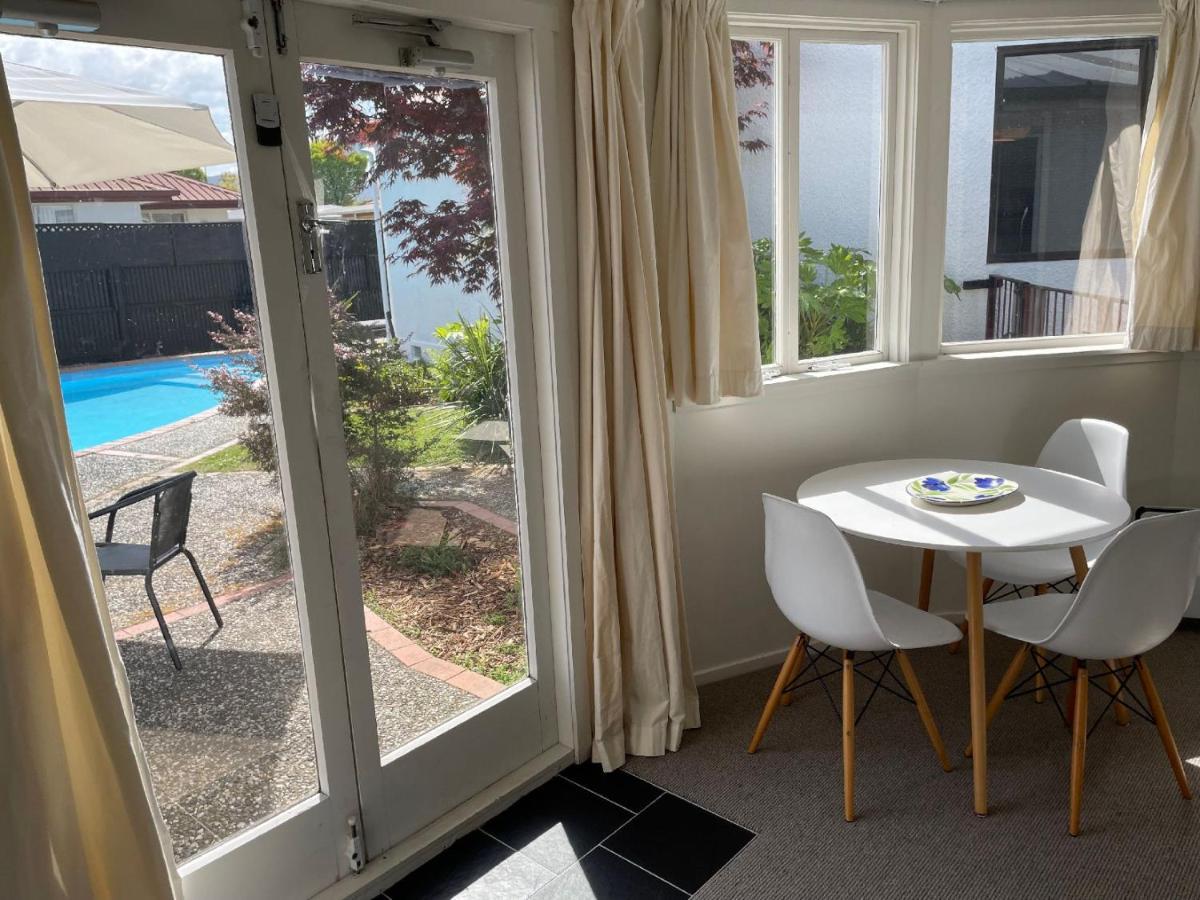 Pool House - One Bedroom Self Contained Unit Motueka Bagian luar foto