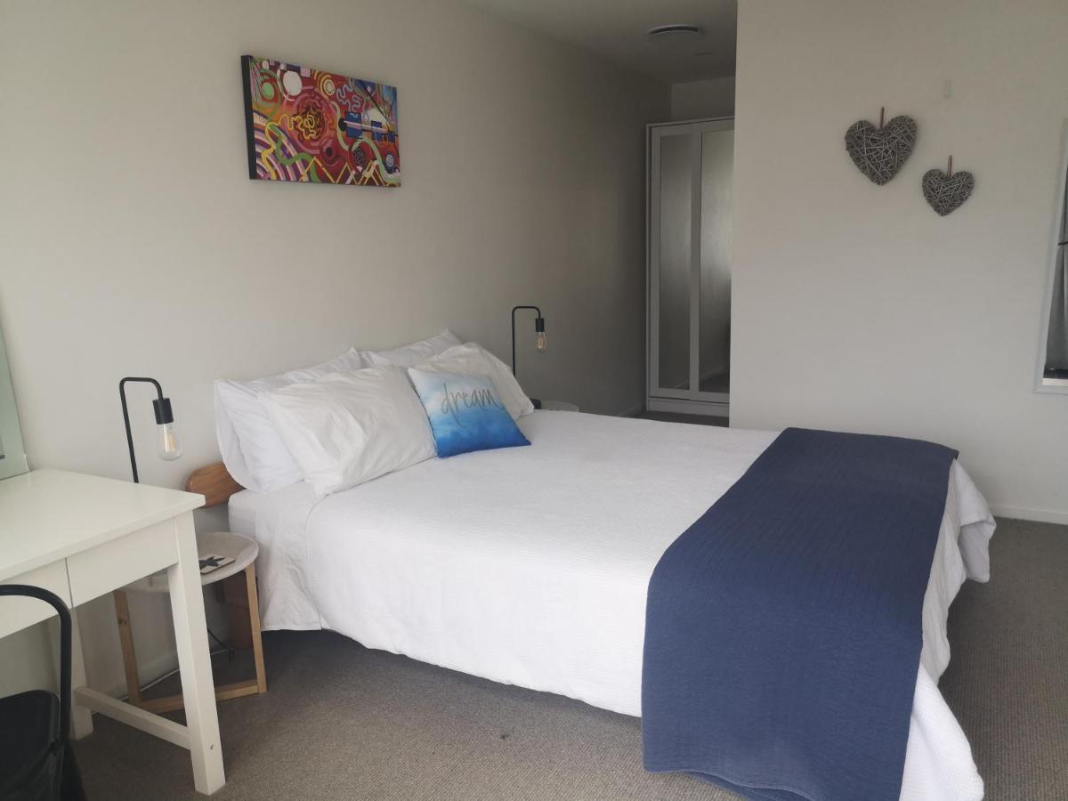 Pool House - One Bedroom Self Contained Unit Motueka Bagian luar foto